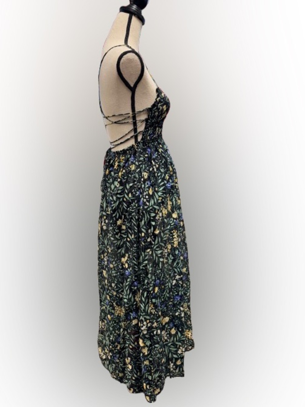 ASTR The Label Stasia Floral Smocked Maxi Dress Black Multi Lace Back Medium - Picture 5 of 10